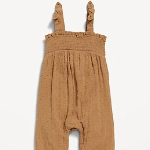 Old Navy Other - Smocked tie knot baby romper NWT size 6-12 months